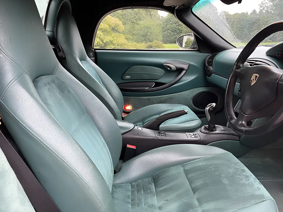 Used 2001 Porsche Boxster 986 Grey - Interior and Exterior details 17