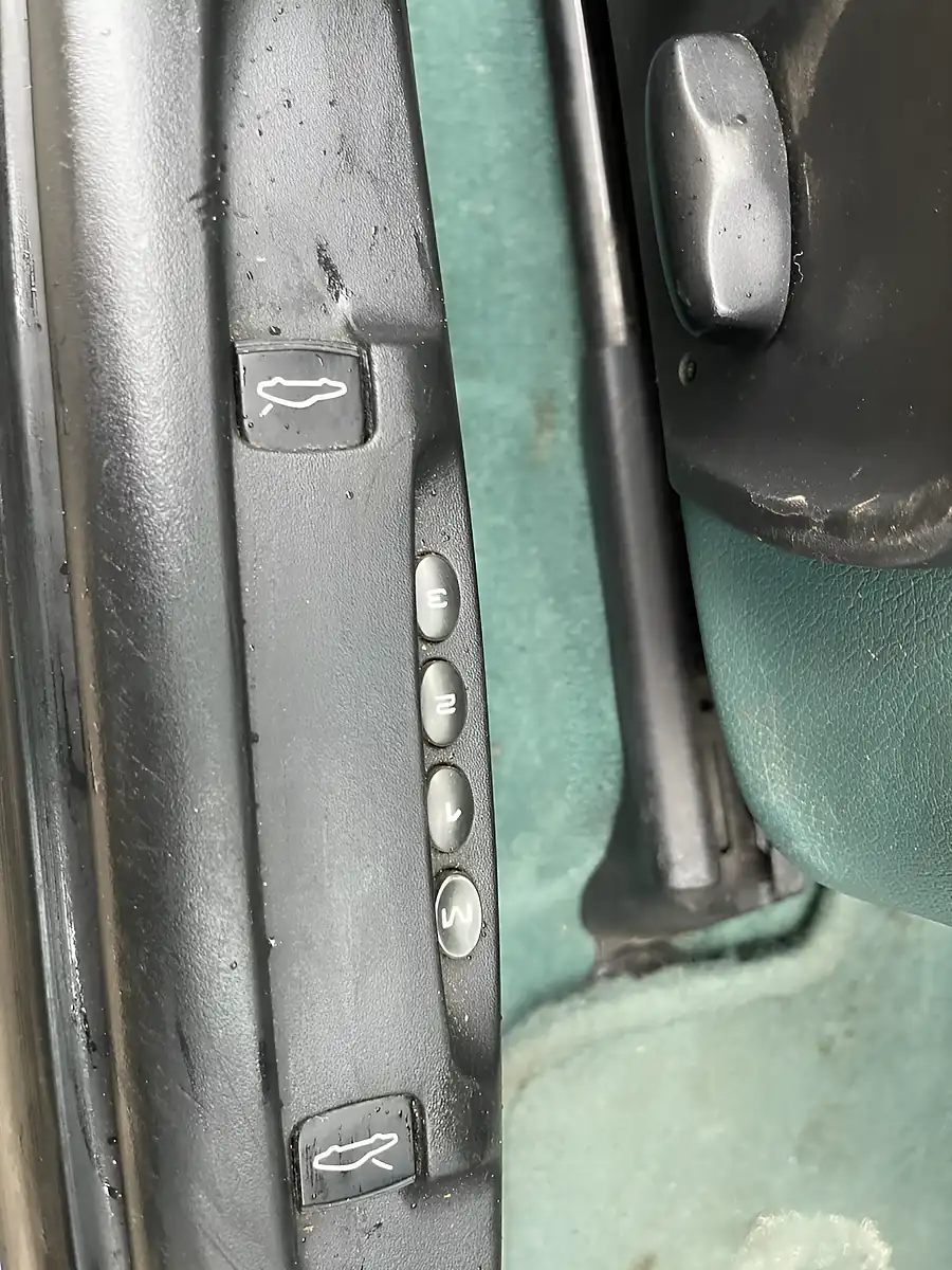 Used 2001 Porsche Boxster 986 Grey - Interior and Exterior details 18