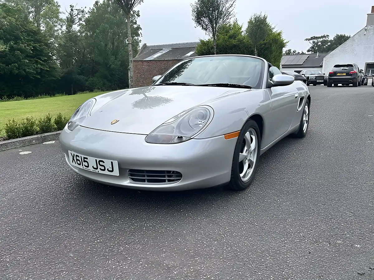 Used 2001 Porsche Boxster Convertible Arctic Silver Metallic - Interior and Exterior details 13