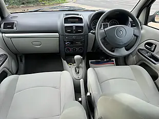 Used 2001 Renault Clio Privilege Silver - Interior and Exterior details 13