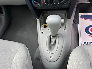 Used 2001 Renault Clio Privilege Silver - Interior and Exterior details 15