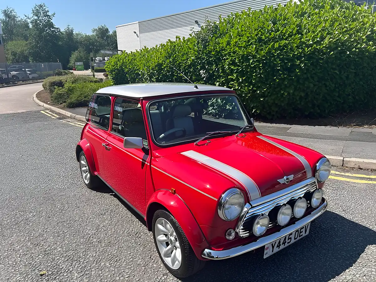 Used 2001 Rover MINI Cooper Sport Solar Red - Front View