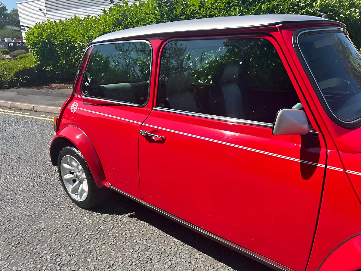 Used 2001 Rover MINI Cooper Sport Solar Red - Interior and Exterior details 10