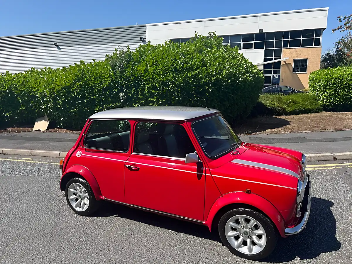 Used 2001 Rover MINI Cooper Sport Solar Red - Interior and Exterior details 2