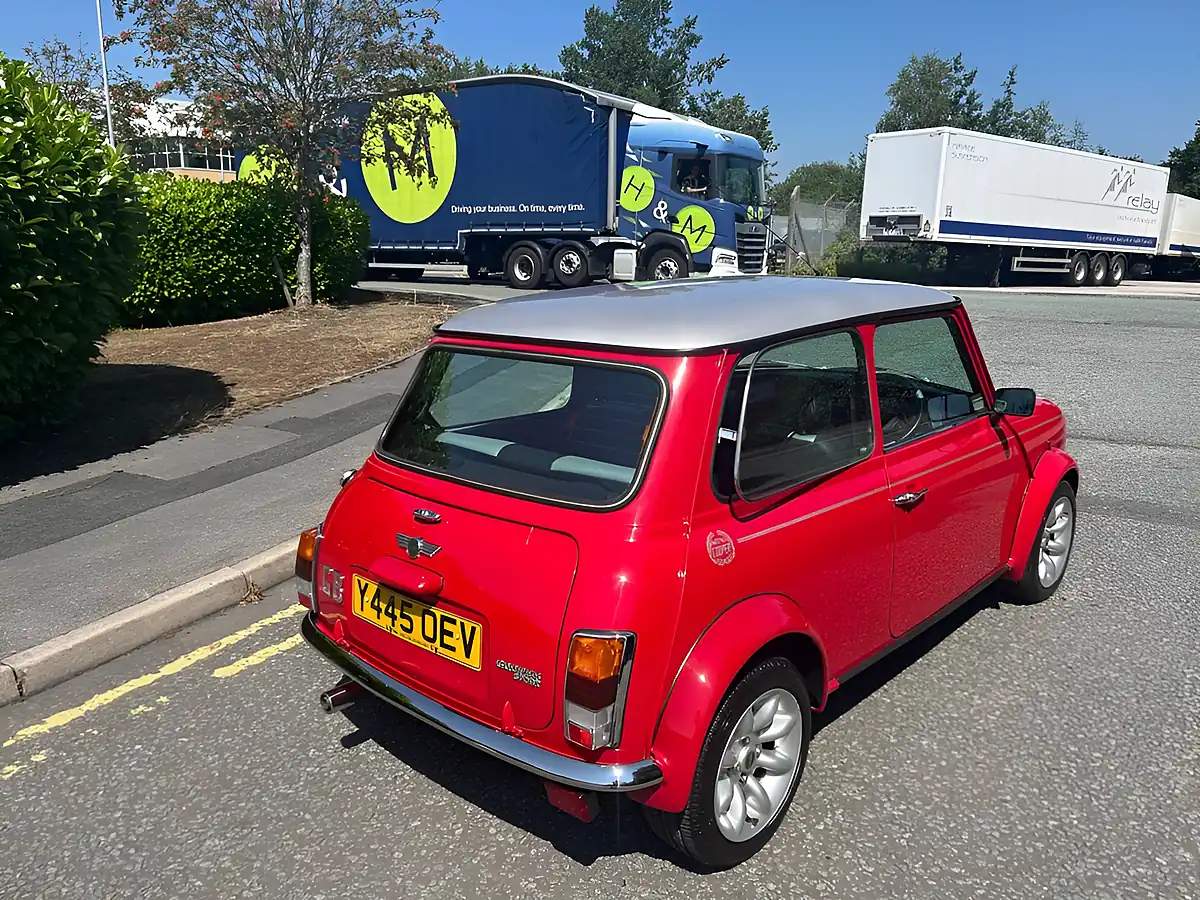 Used 2001 Rover MINI Cooper Sport Solar Red - Interior and Exterior details 4