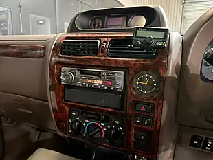Used 2001 Toyota Land Cruiser Vx Silver - Interior and Exterior details 11