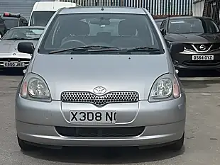 Used 2001 Toyota Yaris Cdx Silver - Interior and Exterior details 2