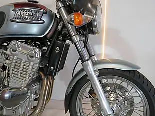 Used 2001 Triumph Thunderbird 900 Red & Silver - Interior and Exterior details 13