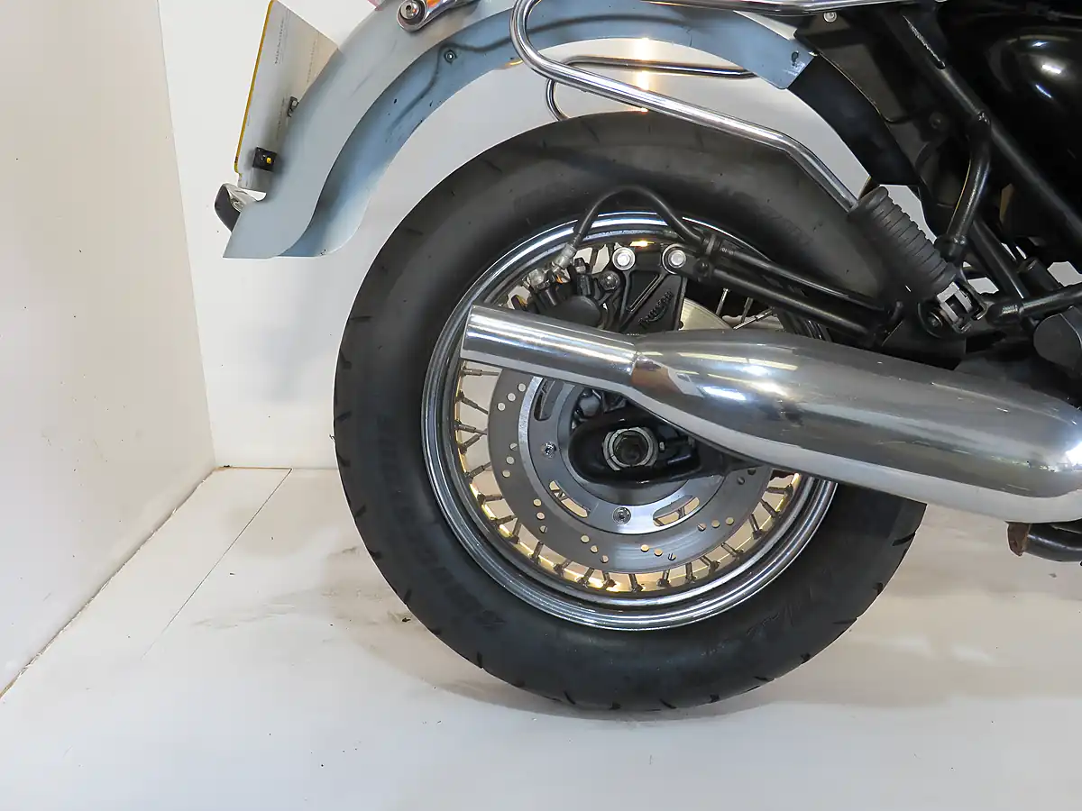 Used 2001 Triumph Thunderbird 900 Red & Silver - Interior and Exterior details 2