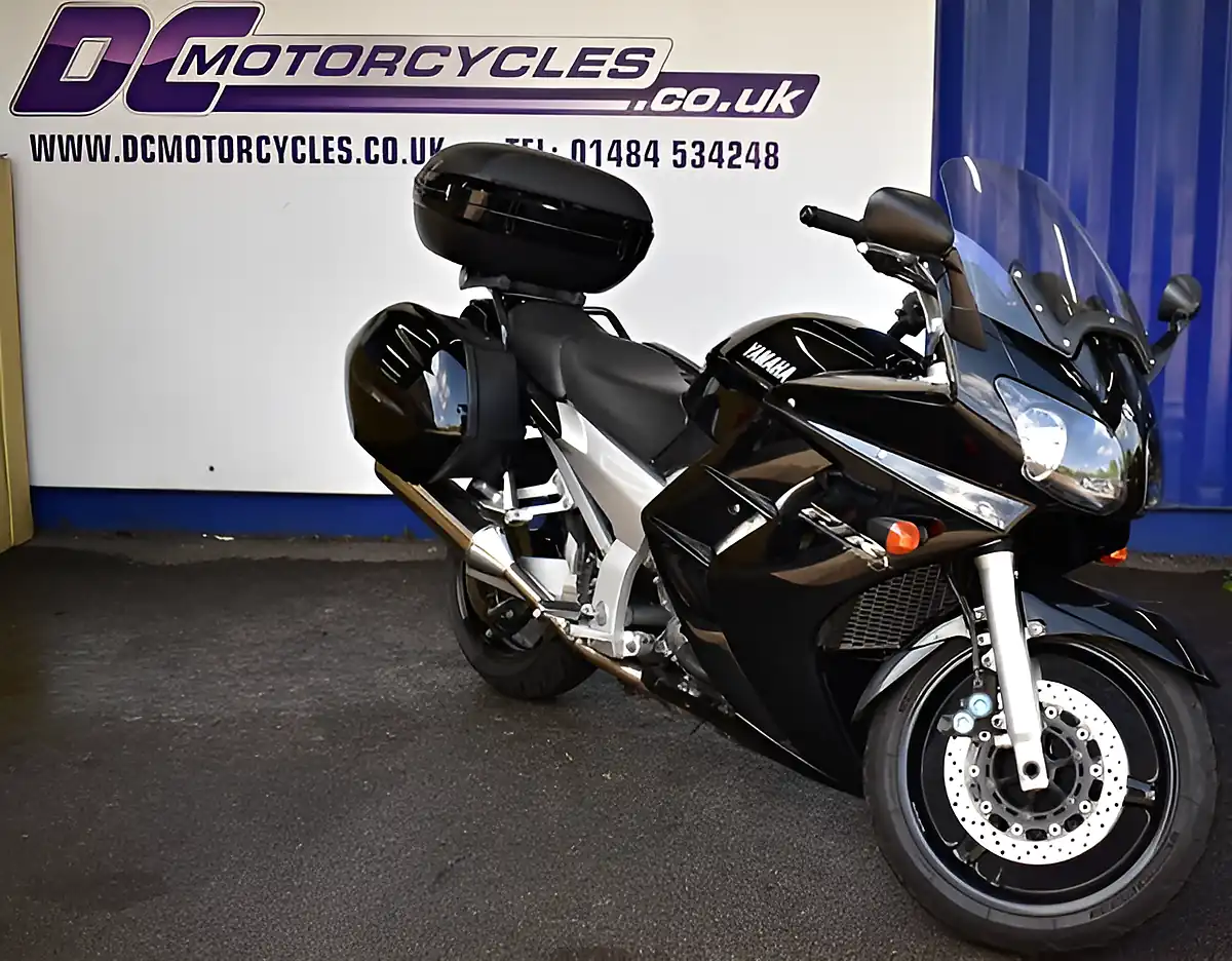Used 2001 Yamaha FJR1300 Black - Interior and Exterior details 2