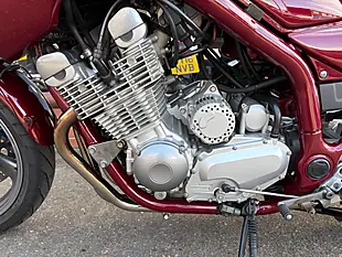 Used 2001 Yamaha XJ900 Diversion - Interior and Exterior details 3