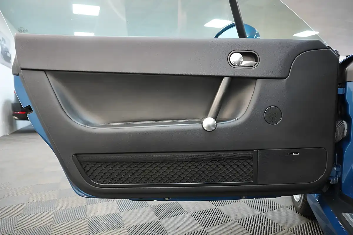 Used 2002 Audi Tt Coupe Blue - Interior and Exterior details 12