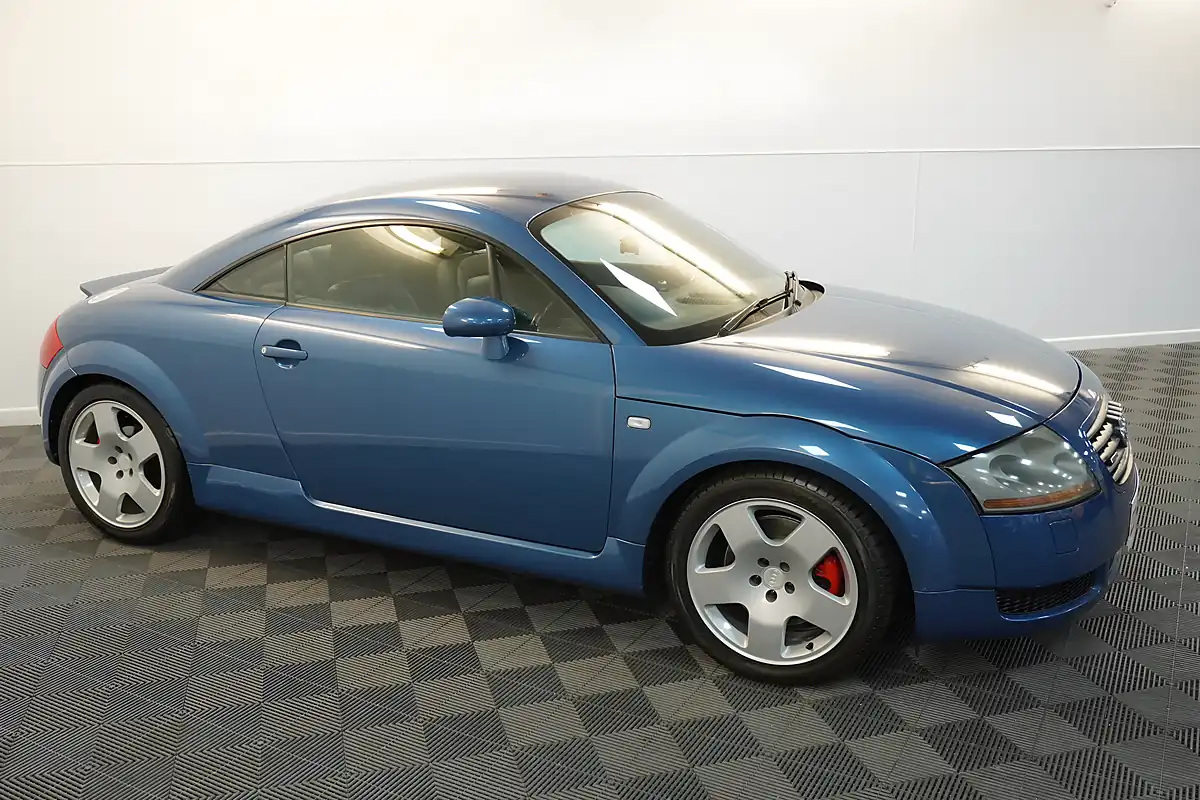 Used 2002 Audi Tt Coupe Blue - Interior and Exterior details 3
