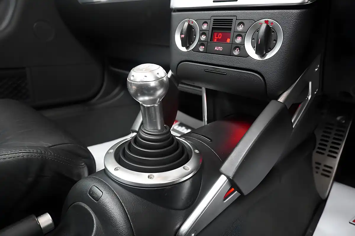 Used 2002 Audi Tt Roadster Silver - Interior and Exterior details 11