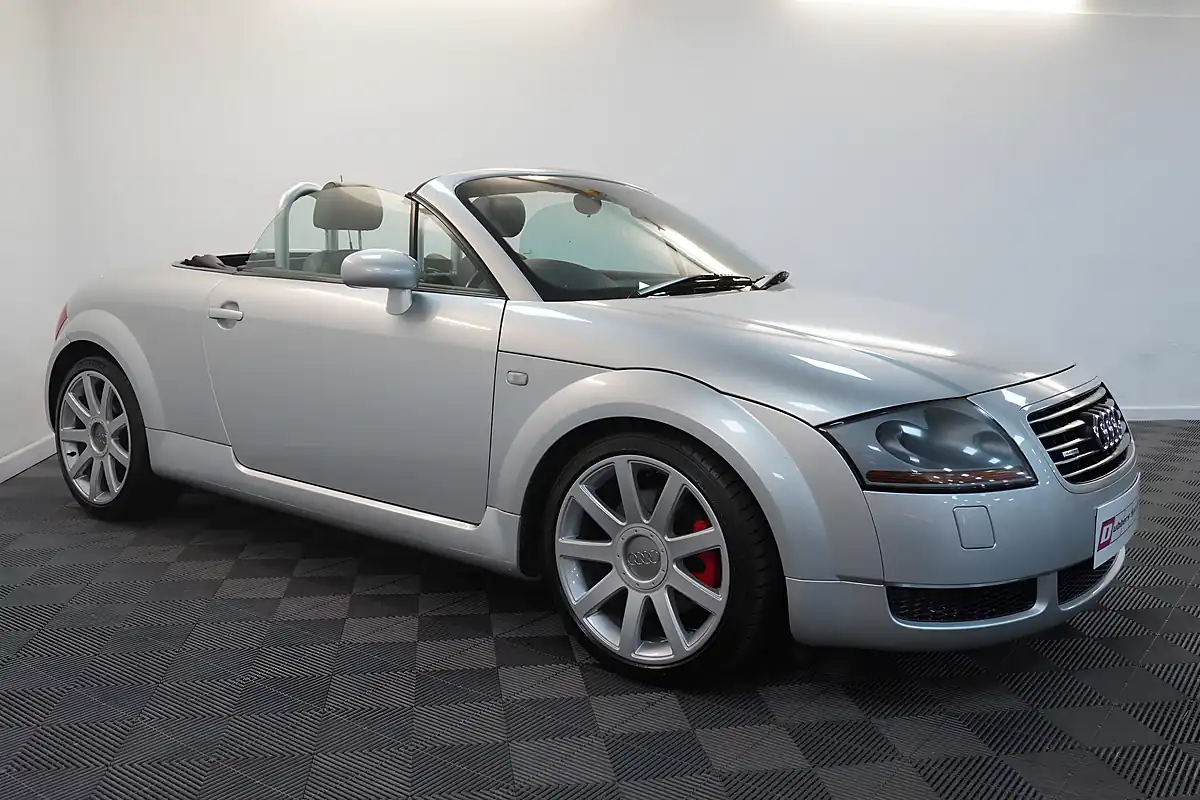 Used 2002 Audi Tt Roadster Silver - Interior and Exterior details 14