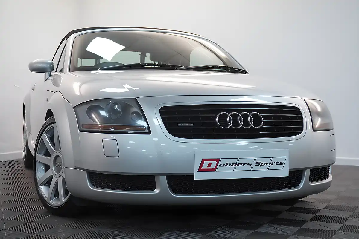 Used 2002 Audi Tt Roadster Silver - Interior and Exterior details 16