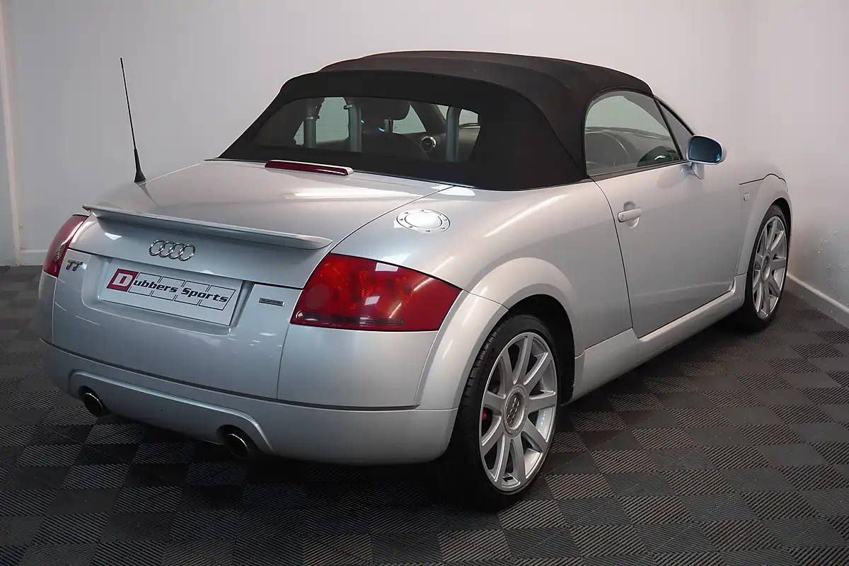 Used 2002 Audi Tt Roadster Silver - Interior and Exterior details 17