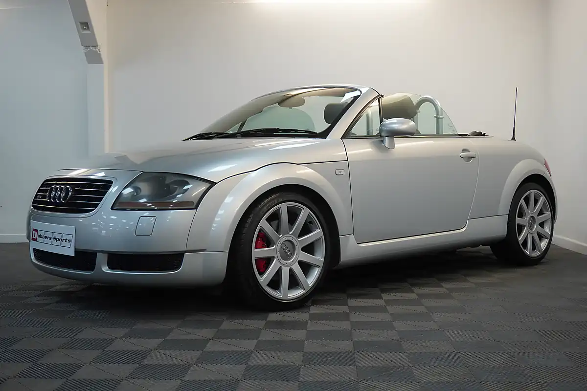 Used 2002 Audi Tt Roadster Silver - Interior and Exterior details 2