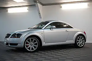 Used 2002 Audi Tt Silver - Interior and Exterior details 18