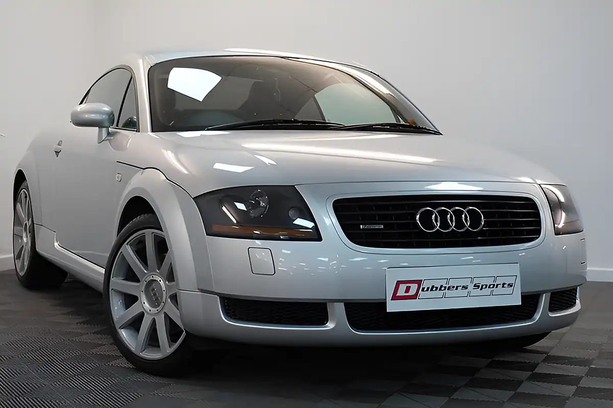 Used 2002 Audi Tt Silver - Interior and Exterior details 6