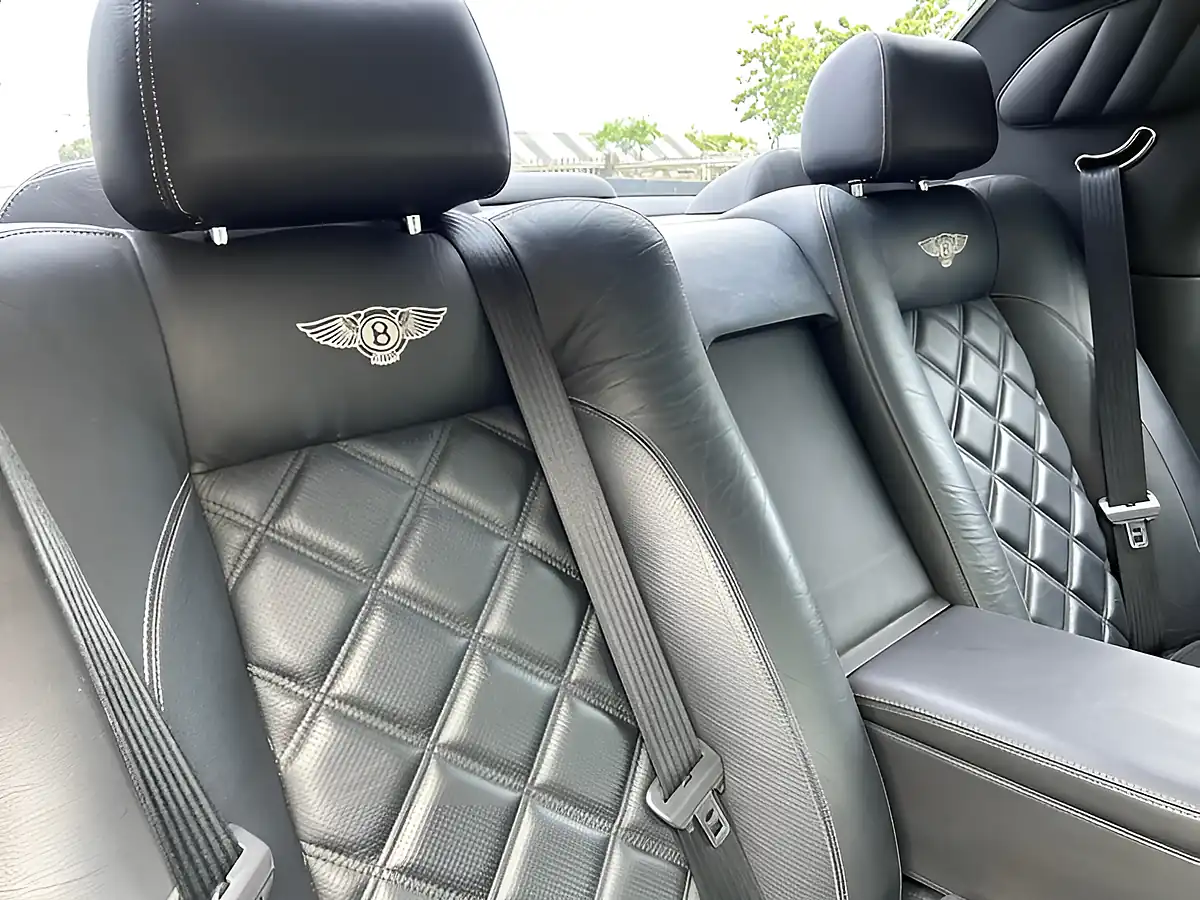 Used 2002 Bentley Arnage T Black - Interior and Exterior details 12