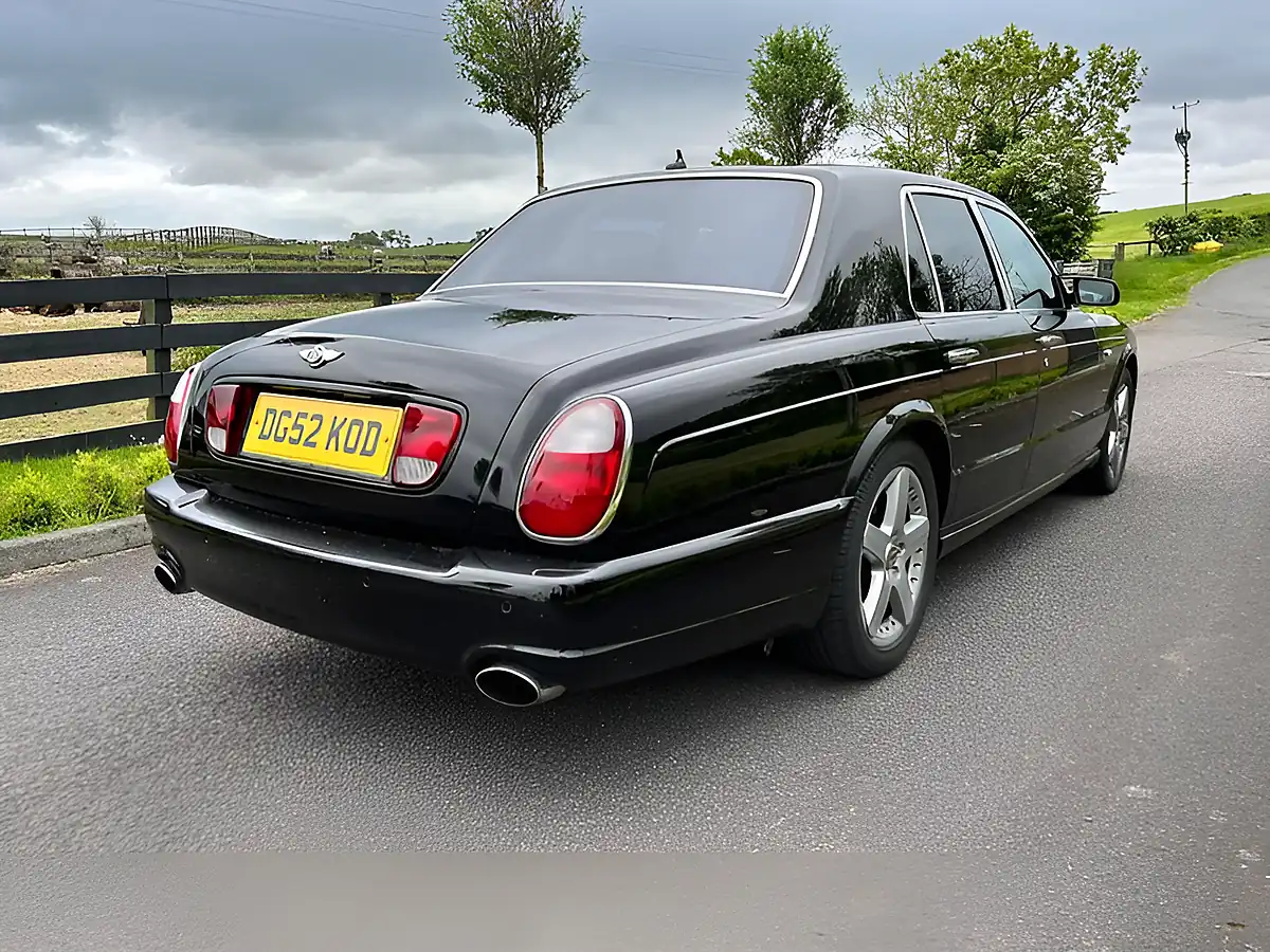 Used 2002 Bentley Arnage T Black - Interior and Exterior details 16