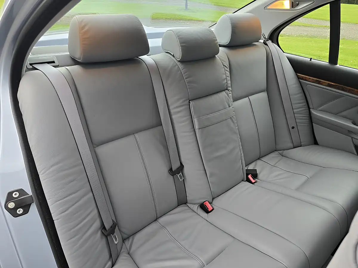 Used 2002 BMW 5 Series Se Blue - Interior and Exterior details 10
