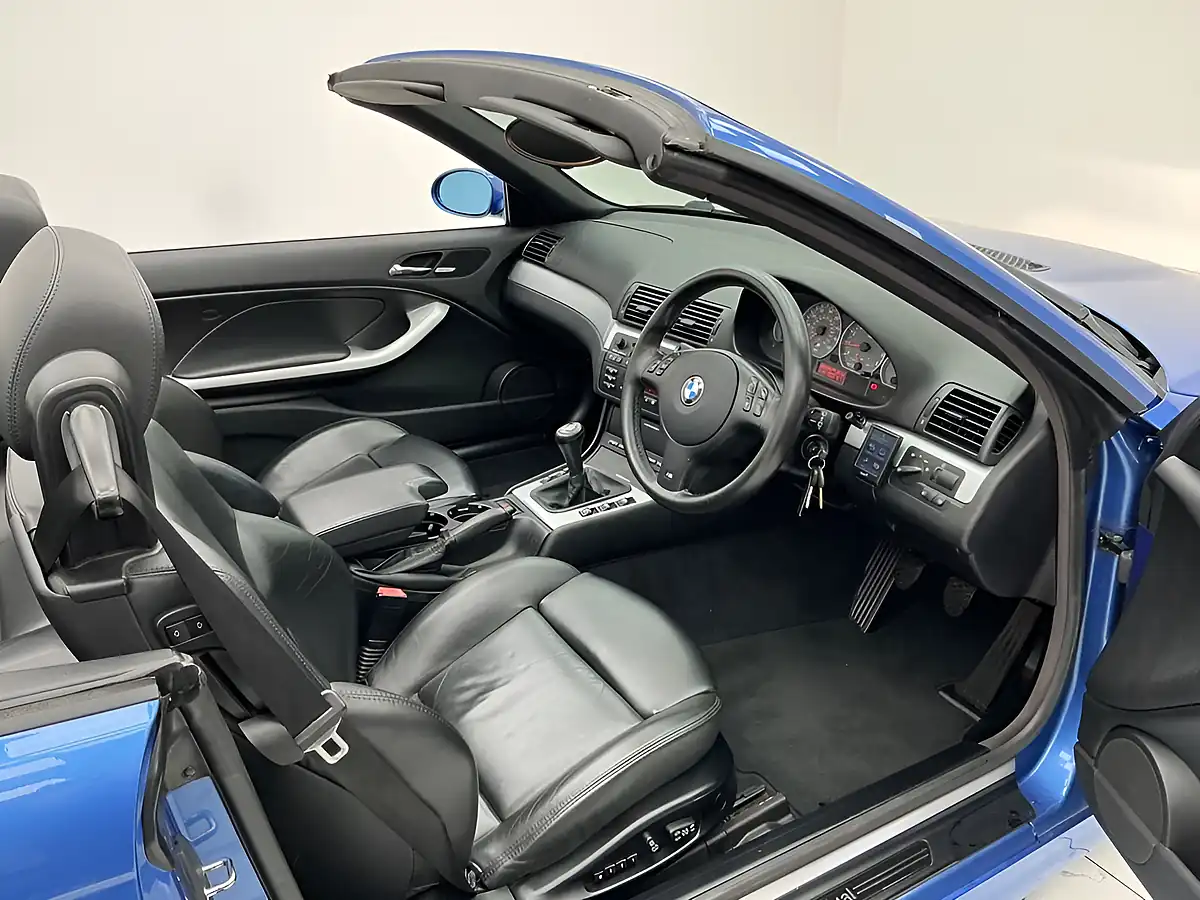 Used 2002 BMW M3 Estoril Blue - Interior and Exterior details 19