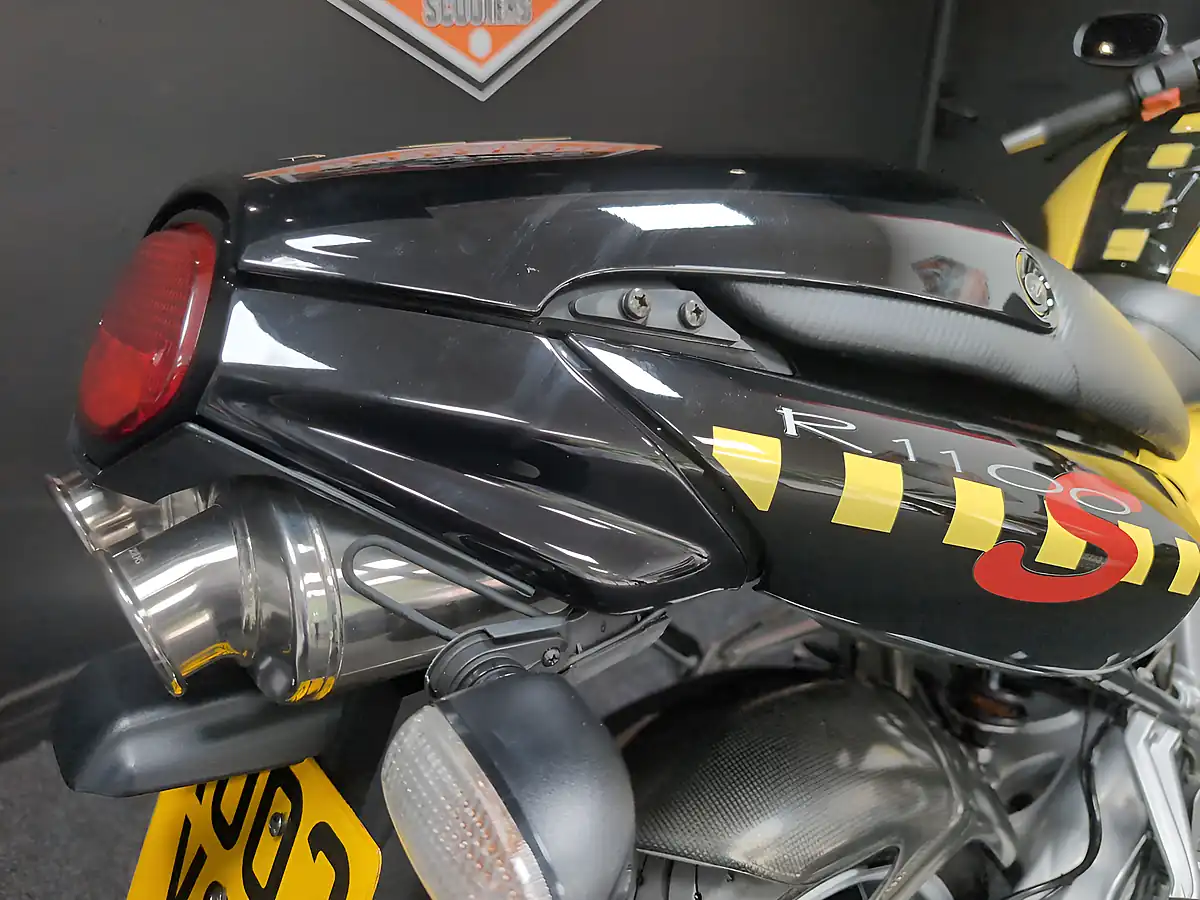 Used 2002 BMW R1100 S Yellow/Black - Interior and Exterior details 5