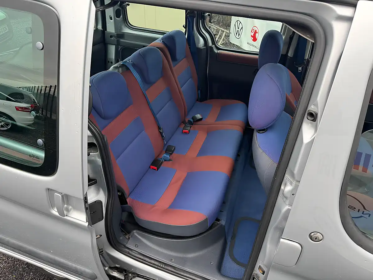 Used 2002 Citroen Berlingo Forte Multispace Silver - Interior and Exterior details 19