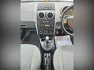 Used 2002 Ford Fusion 3 Green - Interior and Exterior details 11