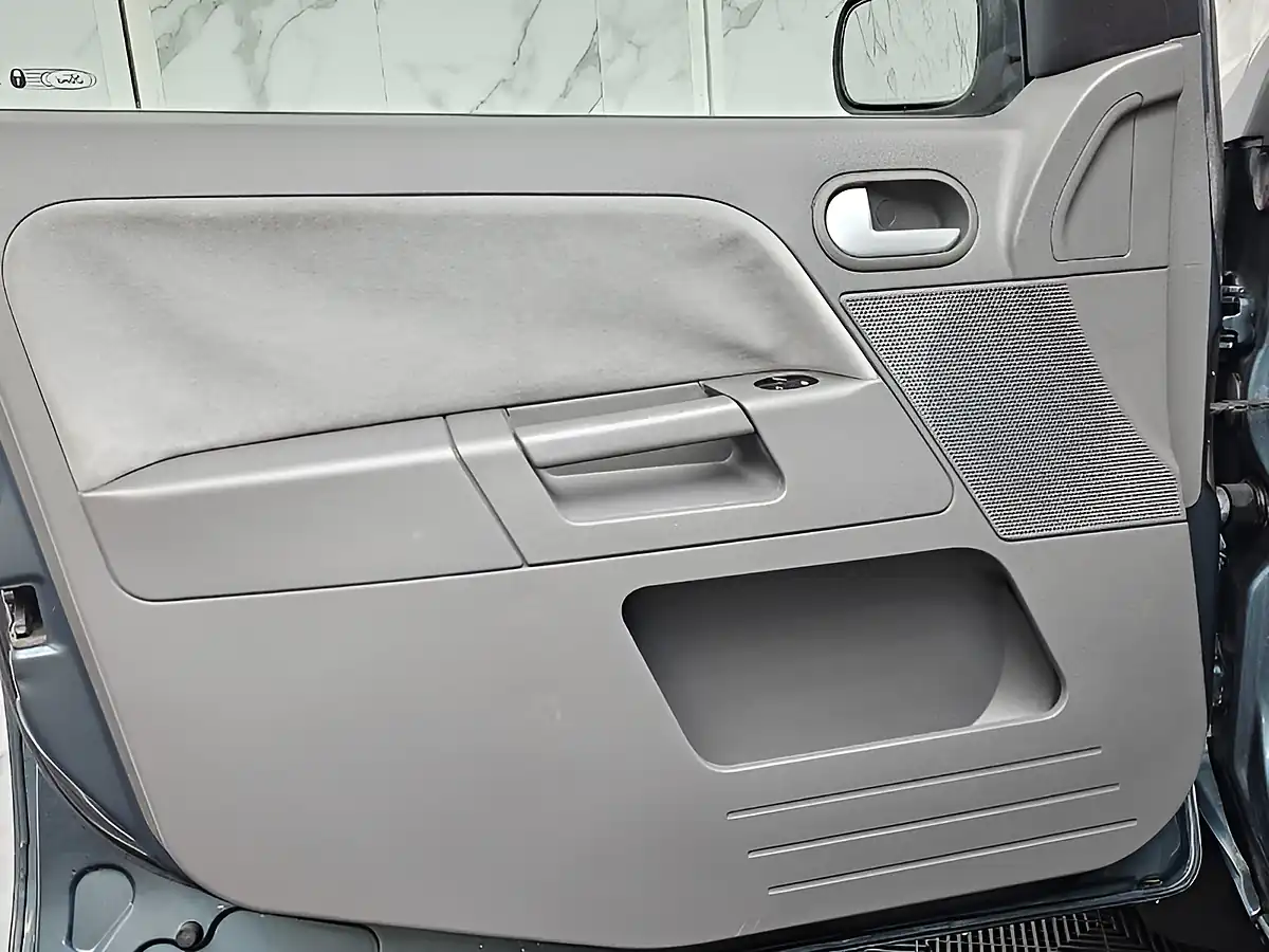Used 2002 Ford Fusion 3 Green - Interior and Exterior details 18