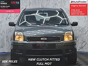 Used 2002 Ford Fusion 3 Green - Interior and Exterior details 2