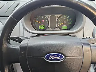 Used 2002 Ford Fusion 3 Green - Interior and Exterior details 9