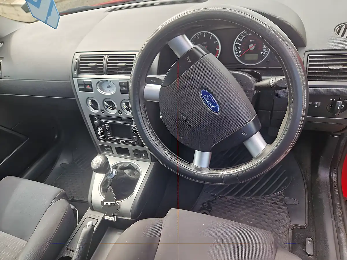 Used 2002 Ford Mondeo Zetec S Red - Interior and Exterior details 14