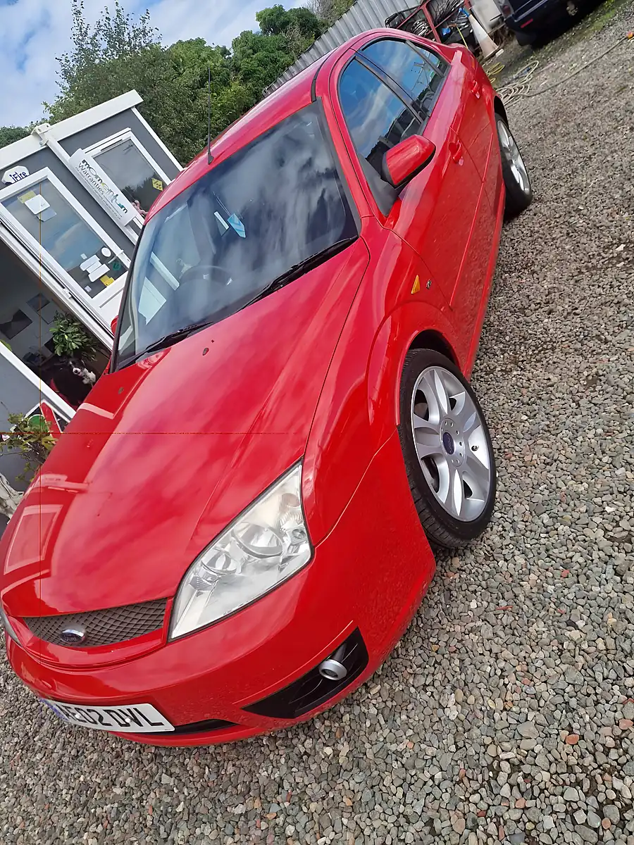 Used 2002 Ford Mondeo Zetec S Red - Interior and Exterior details 3
