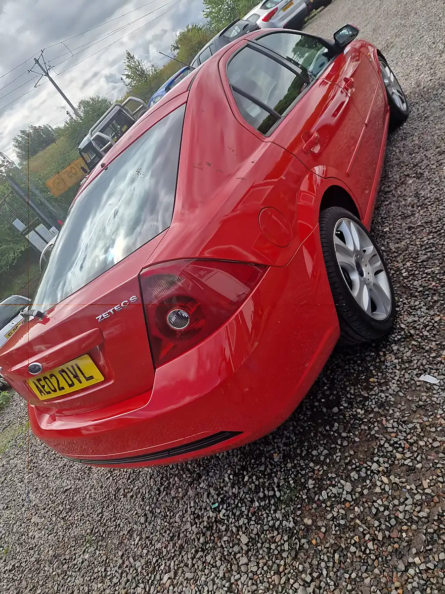 Used 2002 Ford Mondeo Zetec S Red - Interior and Exterior details 8