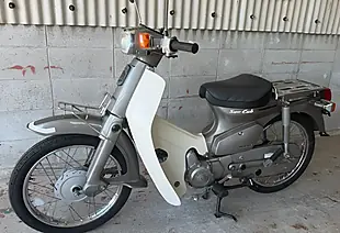 Used 2002 Honda C90 Custom Silver - Interior and Exterior details 6
