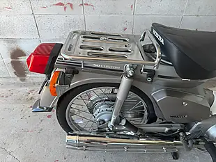 Used 2002 Honda C90 Custom Silver - Interior and Exterior details 8