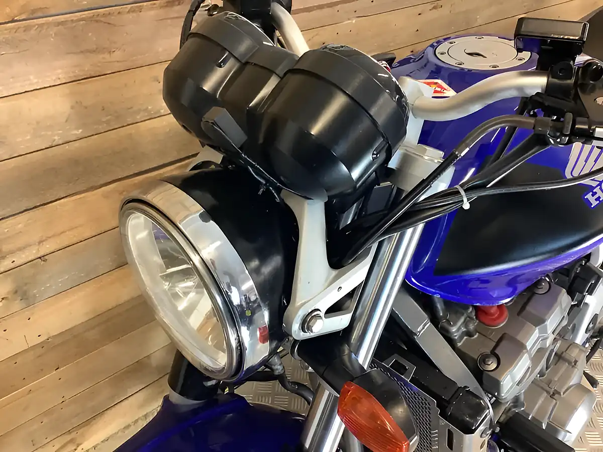 Used 2002 Honda Cb Hornet - Interior and Exterior details 13