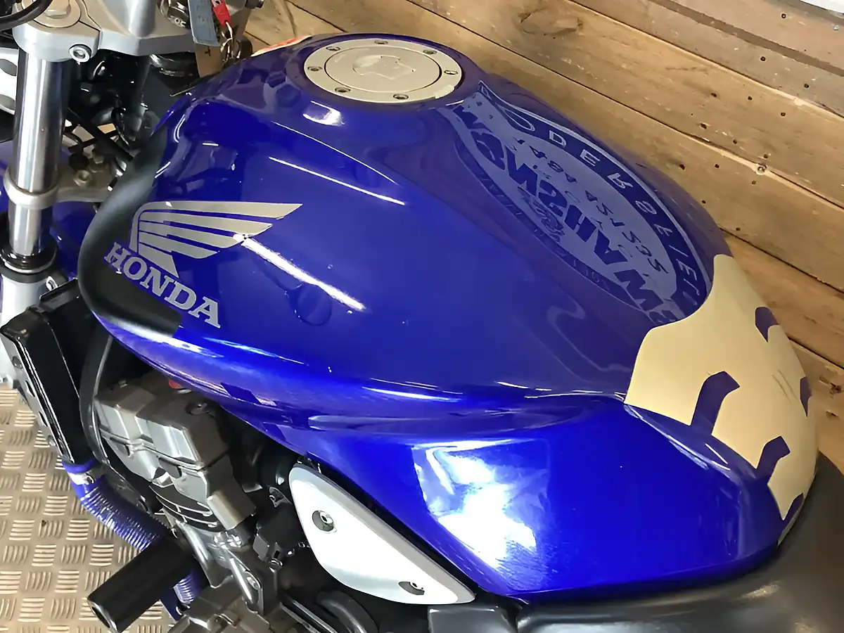 Used 2002 Honda Cb Hornet - Interior and Exterior details 9