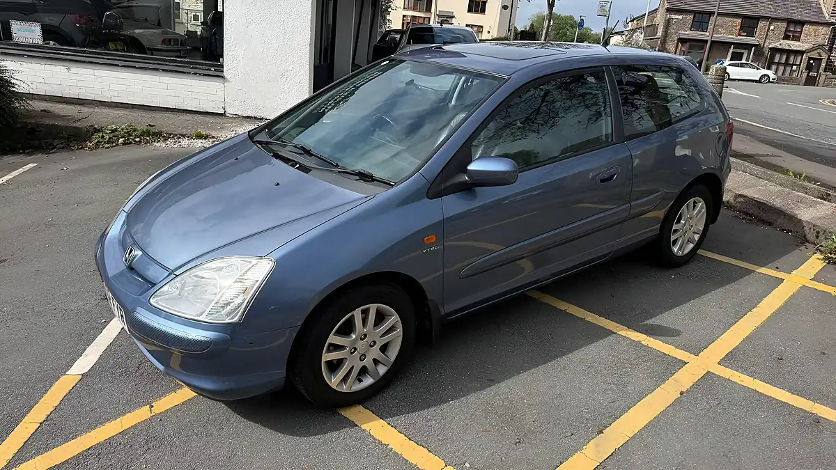 Used 2002 Honda Civic Se Sport Blue - Interior and Exterior details 10