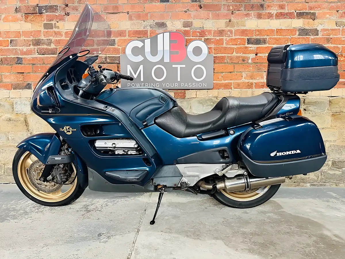 Used 2002 Honda ST1100 L Blue - Interior and Exterior details 11