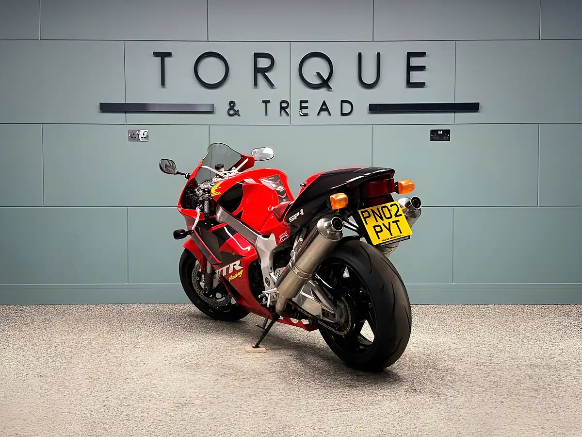 Used 2002 Honda VTR1000 SP-1 Red - Interior and Exterior details 6