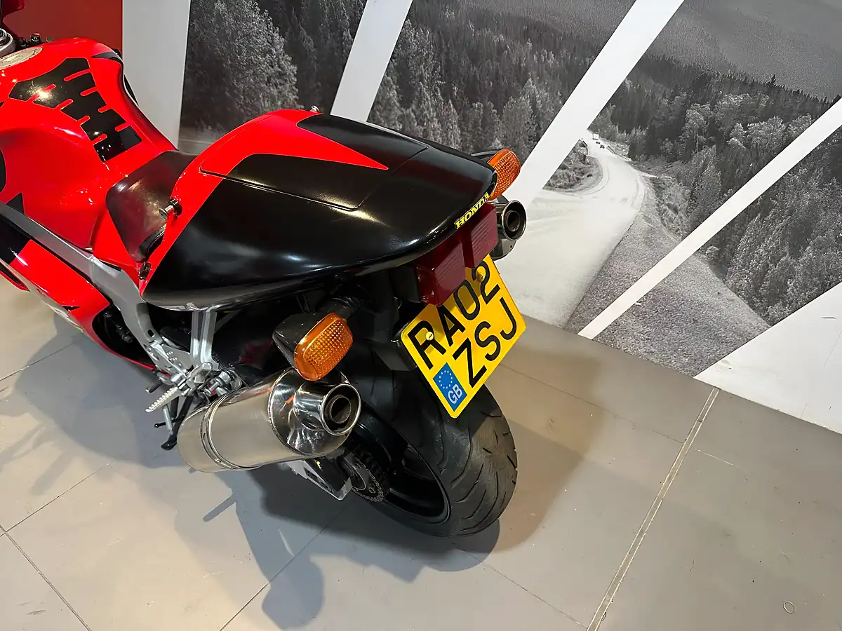 Used 2002 Honda VTR1000 SP1 - Interior and Exterior details 11