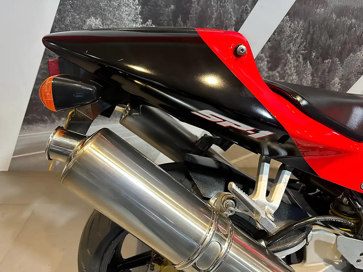 Used 2002 Honda VTR1000 SP1 - Interior and Exterior details 8