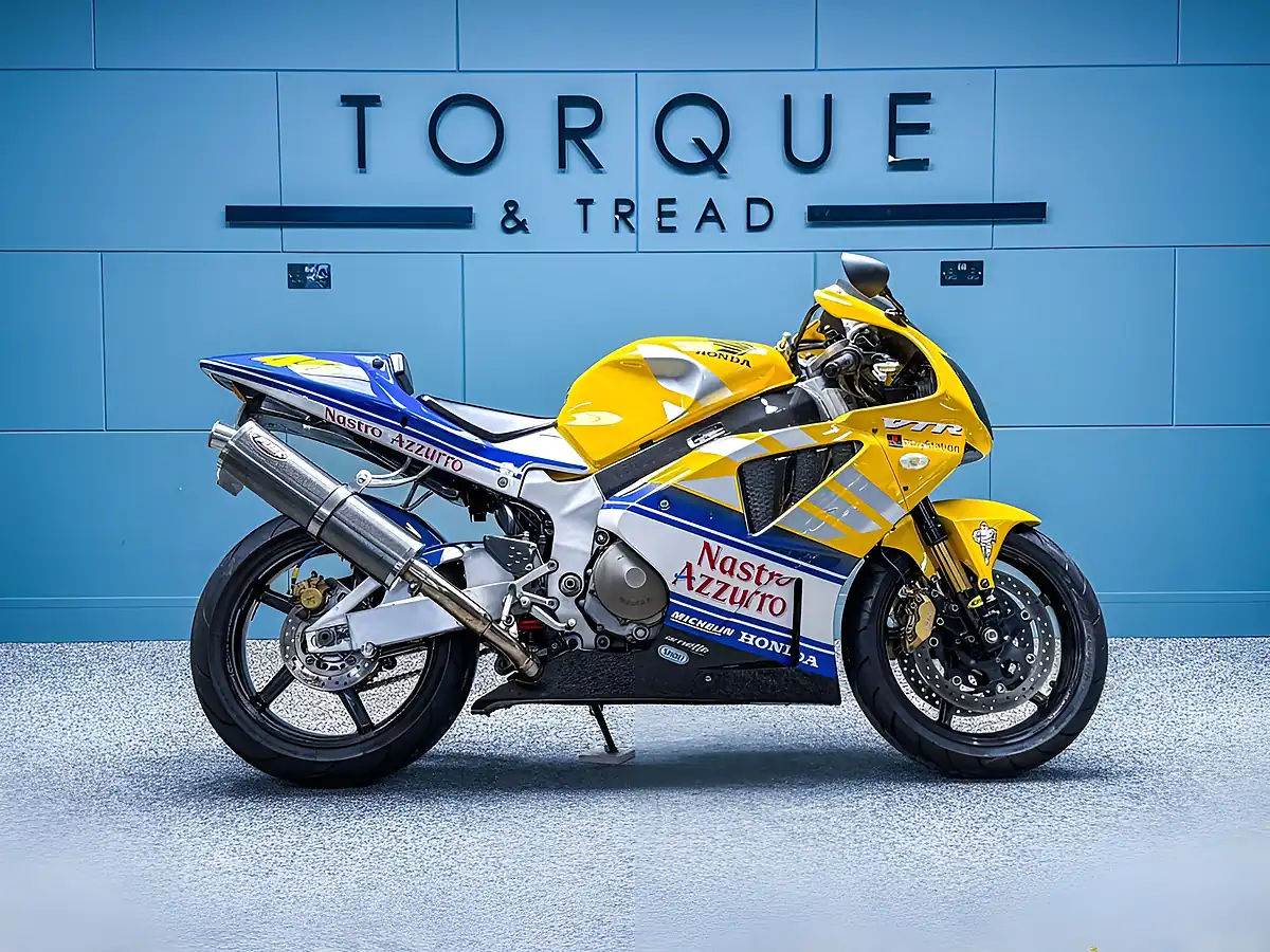 Used 2002 Honda VTR1000 SP1 Rossi Playstation Edition Yellow - Interior and Exterior details 2