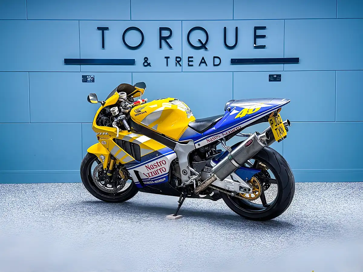 Used 2002 Honda VTR1000 SP1 Rossi Playstation Edition Yellow - Interior and Exterior details 7