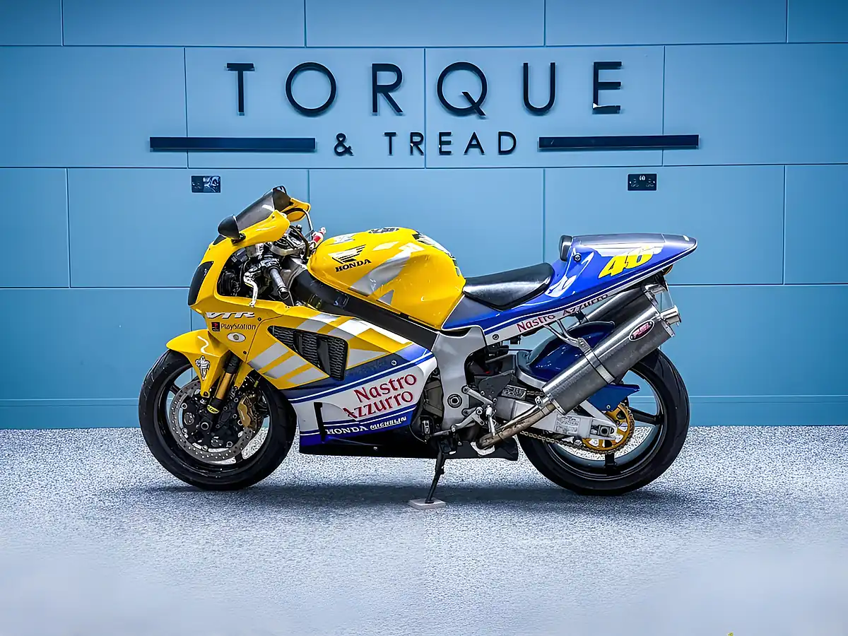 Used 2002 Honda VTR1000 SP1 Rossi Playstation Edition Yellow - Interior and Exterior details 8
