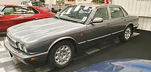 Used 2002 Jaguar Xj Se Grey - Interior and Exterior details 6